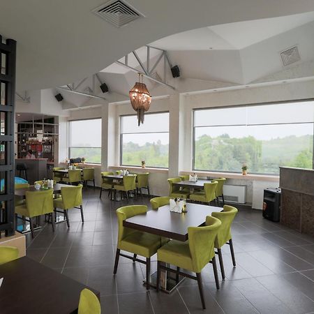 Terra Europe Brontes Hotel تارغوفيشته المظهر الخارجي الصورة