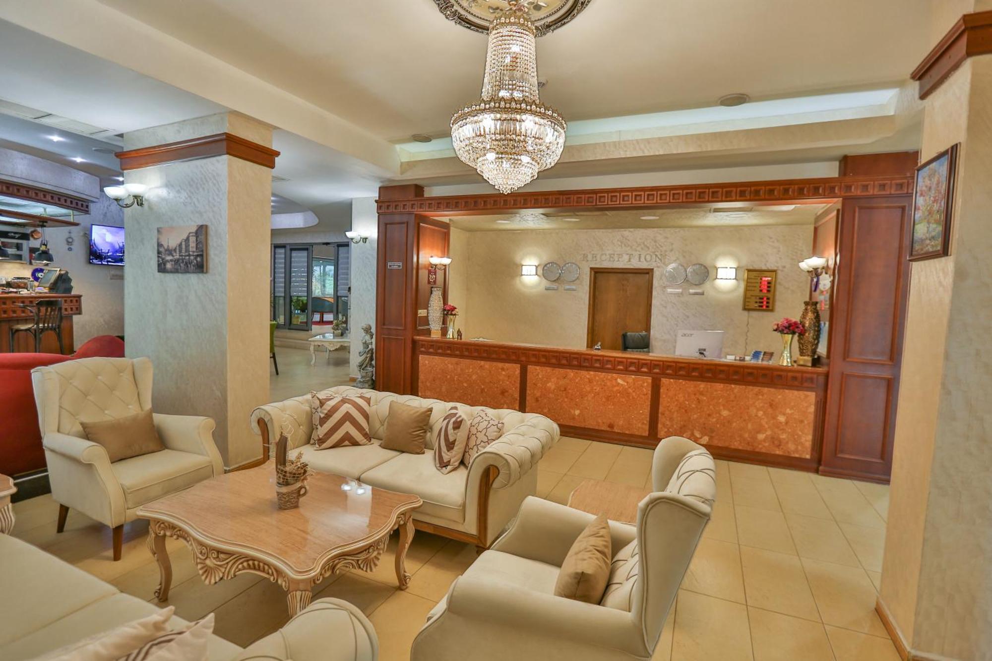Terra Europe Brontes Hotel تارغوفيشته المظهر الخارجي الصورة